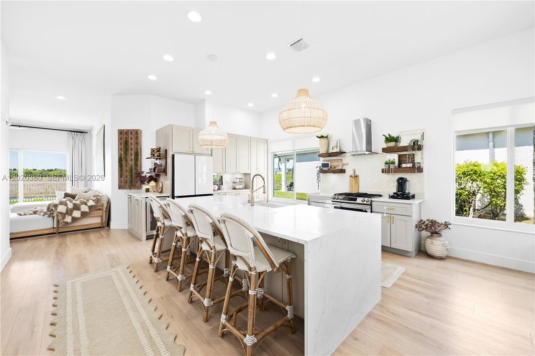 Active With Contract: $825,000 (4 beds, 3 baths, 2102 Square Feet)