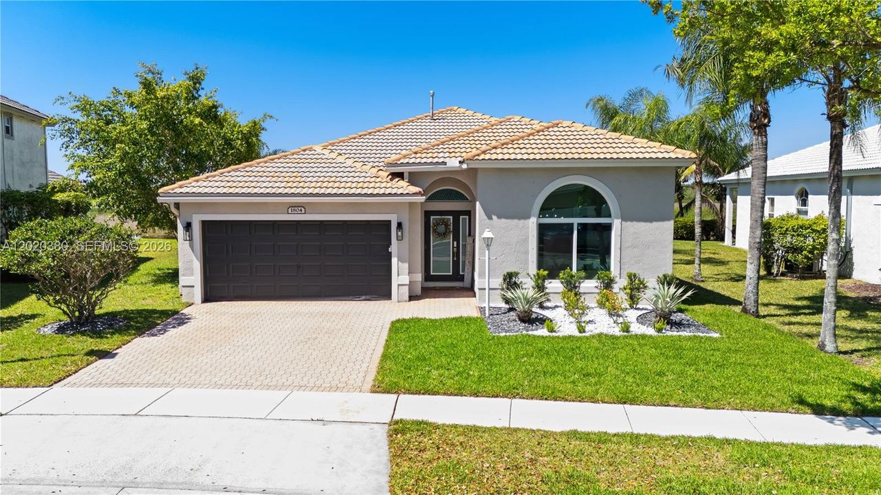 Active With Contract: $825,000 (4 beds, 3 baths, 2102 Square Feet)