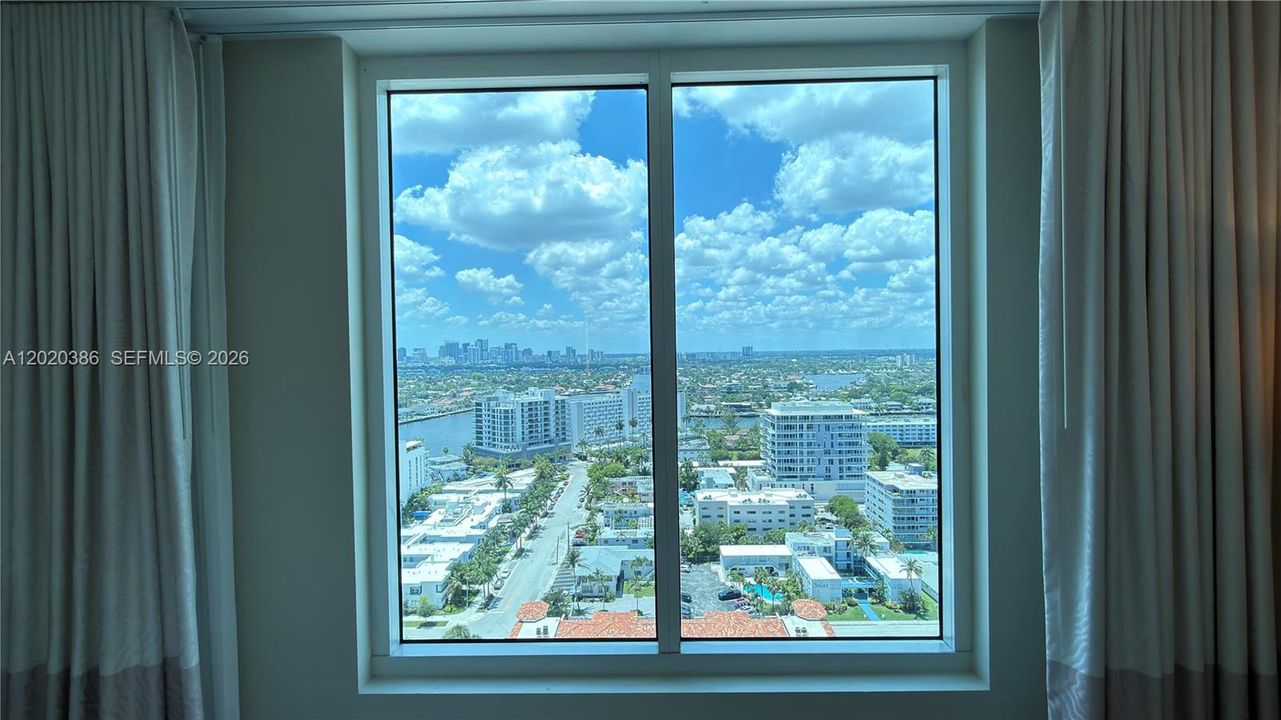 For Sale: $600,000 (2 beds, 2 baths, 1308 Square Feet)