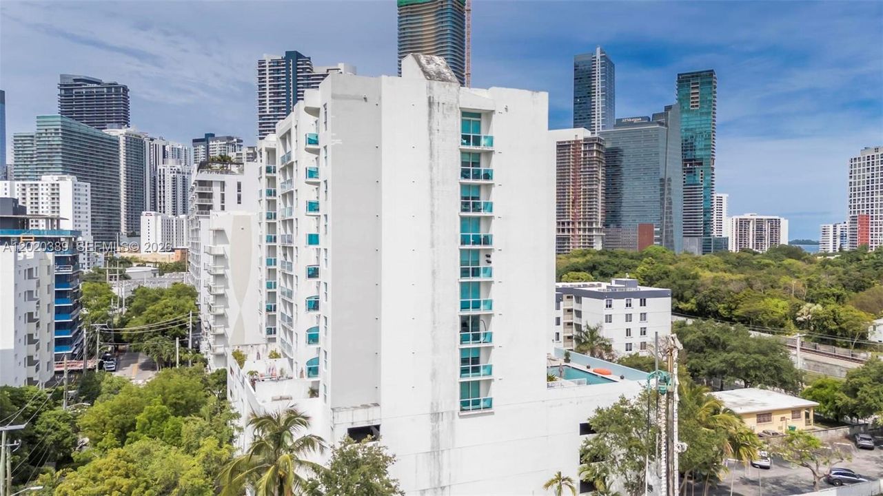 En Venta: $485,000 (2 camas, 2 baños, 848 Pies cuadrados)
