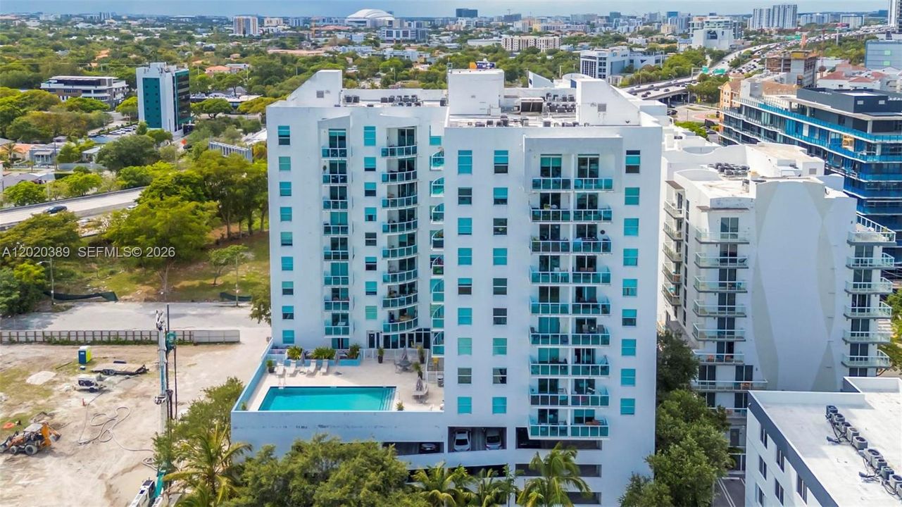 En Venta: $485,000 (2 camas, 2 baños, 848 Pies cuadrados)