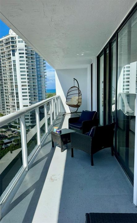 En Venta: $489,000 (2 camas, 2 baños, 1130 Pies cuadrados)