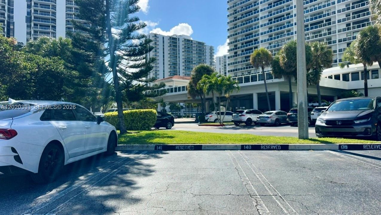 En Venta: $489,000 (2 camas, 2 baños, 1130 Pies cuadrados)