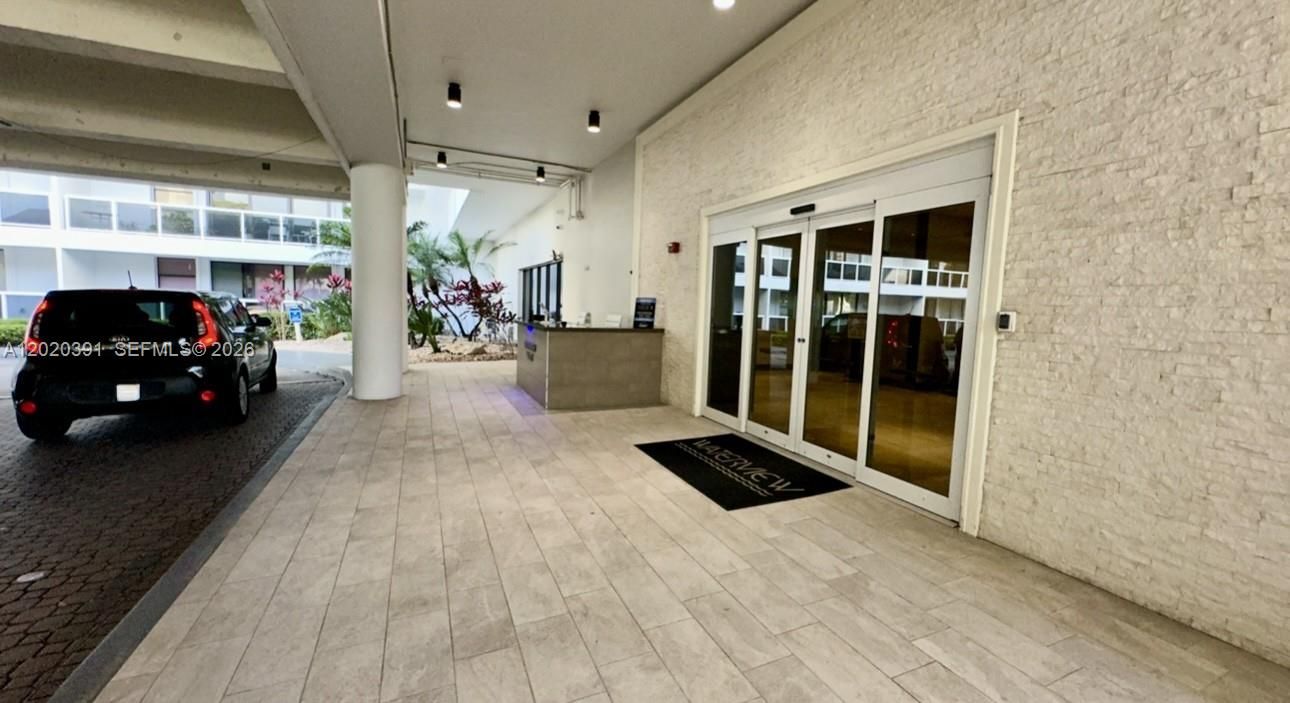 En Venta: $489,000 (2 camas, 2 baños, 1130 Pies cuadrados)