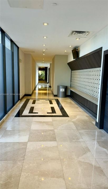 En Venta: $489,000 (2 camas, 2 baños, 1130 Pies cuadrados)