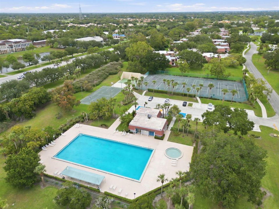 Community pool