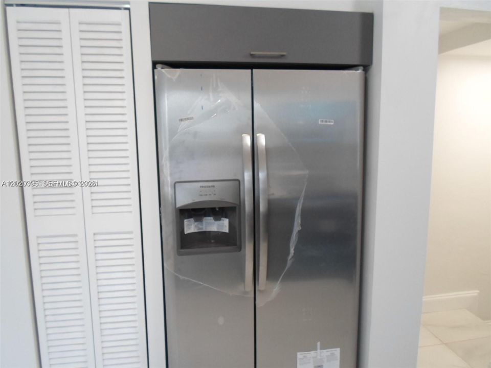 В аренду: $7,500 (5 спален, 4 ванн, 0 Квадратных фут)
