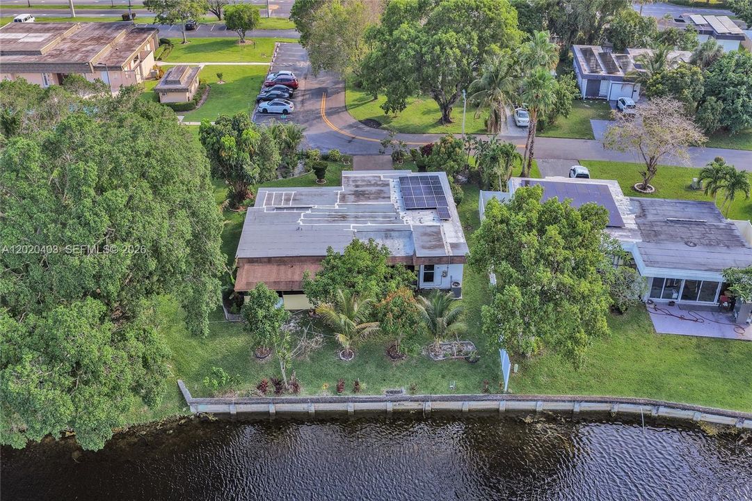 На продажу: $499,900 (2 спален, 2 ванн, 1716 Квадратных фут)