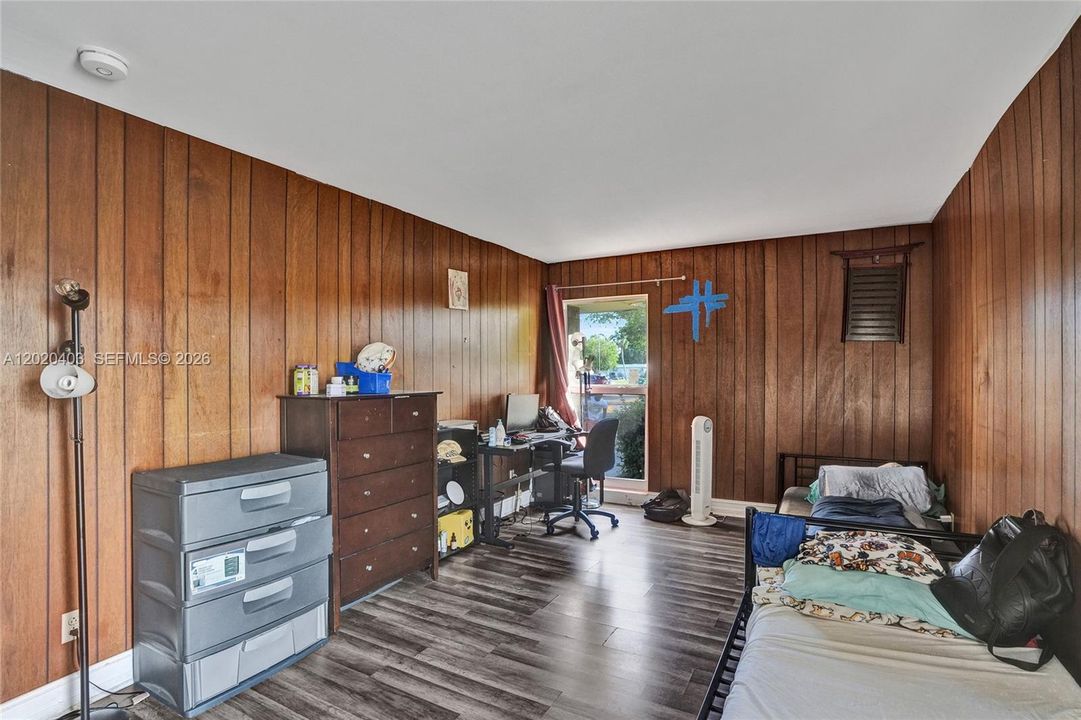 На продажу: $499,900 (2 спален, 2 ванн, 1716 Квадратных фут)