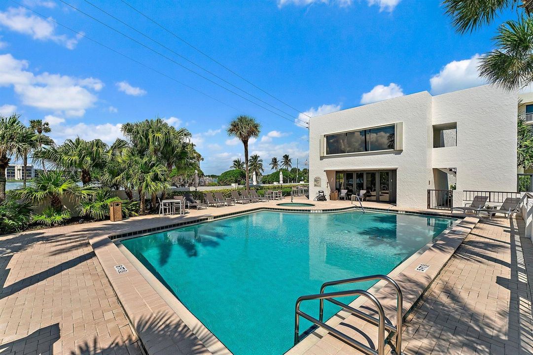 054-19900BeachRd-Jupiter-FL-33469-SMALL