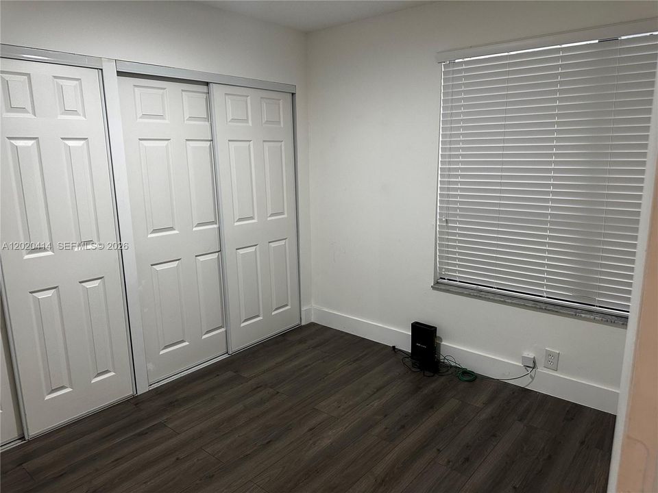 Active With Contract: $3,050 (3 beds, 2 baths, 1446 Square Feet)