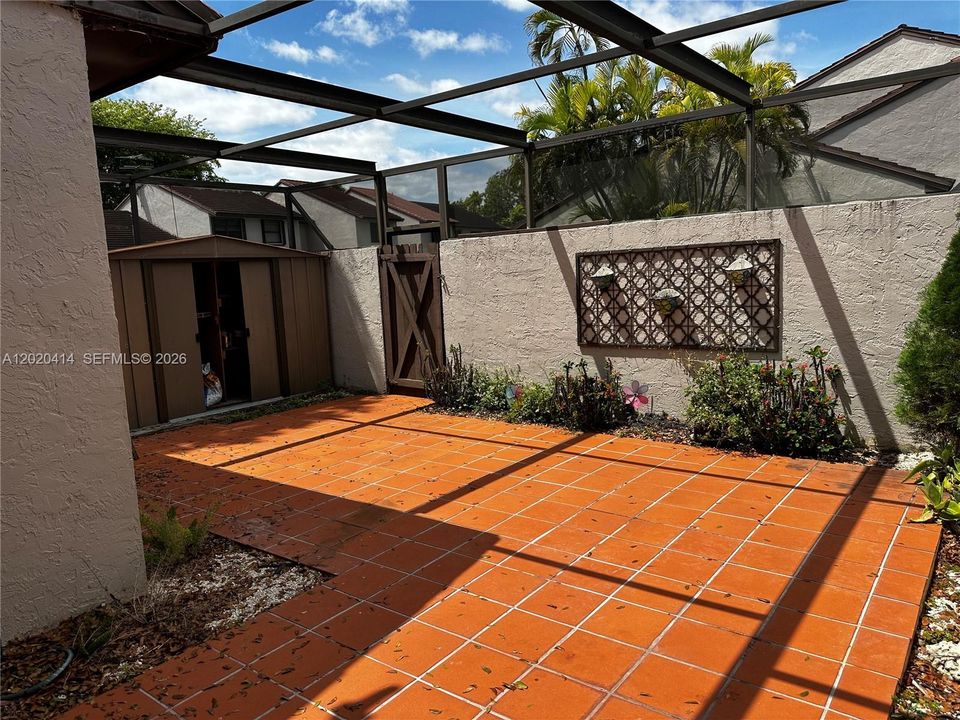 Active With Contract: $3,050 (3 beds, 2 baths, 1446 Square Feet)