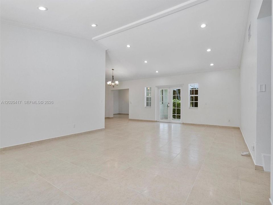 En Renta: $7,500 (3 camas, 2 baños, 2058 Pies cuadrados)