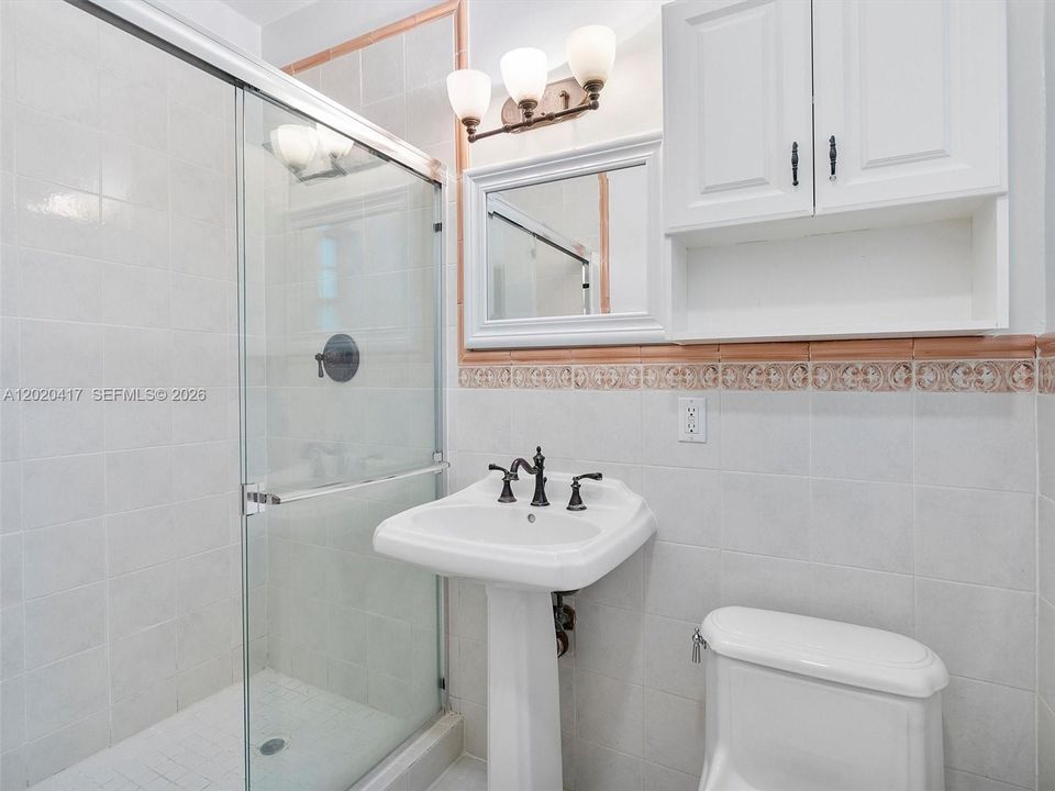 En Renta: $7,500 (3 camas, 2 baños, 2058 Pies cuadrados)