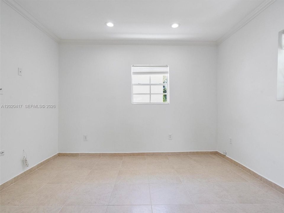 En Renta: $7,500 (3 camas, 2 baños, 2058 Pies cuadrados)