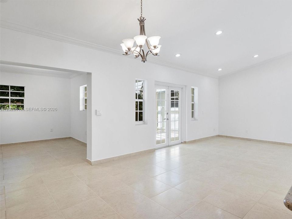En Renta: $7,500 (3 camas, 2 baños, 2058 Pies cuadrados)