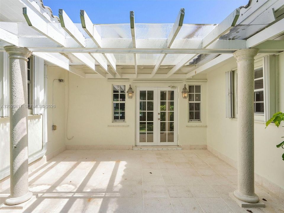En Renta: $7,500 (3 camas, 2 baños, 2058 Pies cuadrados)