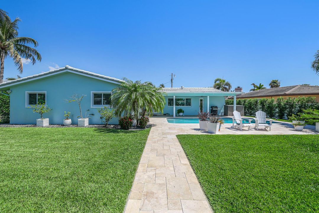 1030 NE 27th Way-40