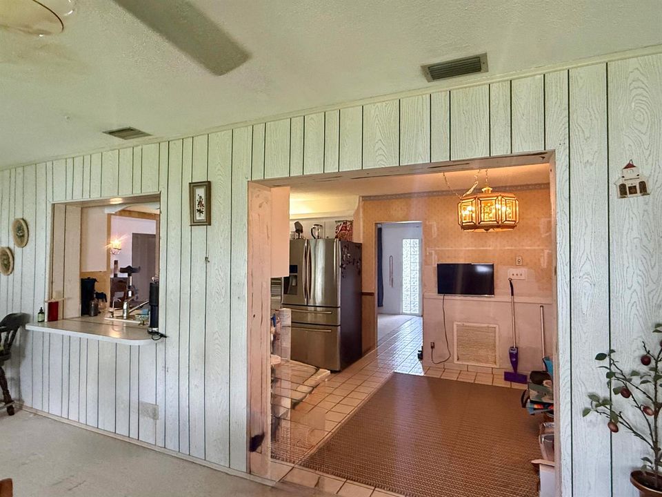 Dining area in Kitchen