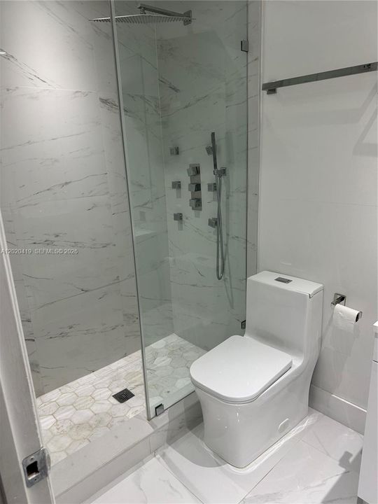 Под контрактом: $479,000 (3 спален, 2 ванн, 1200 Квадратных фут)