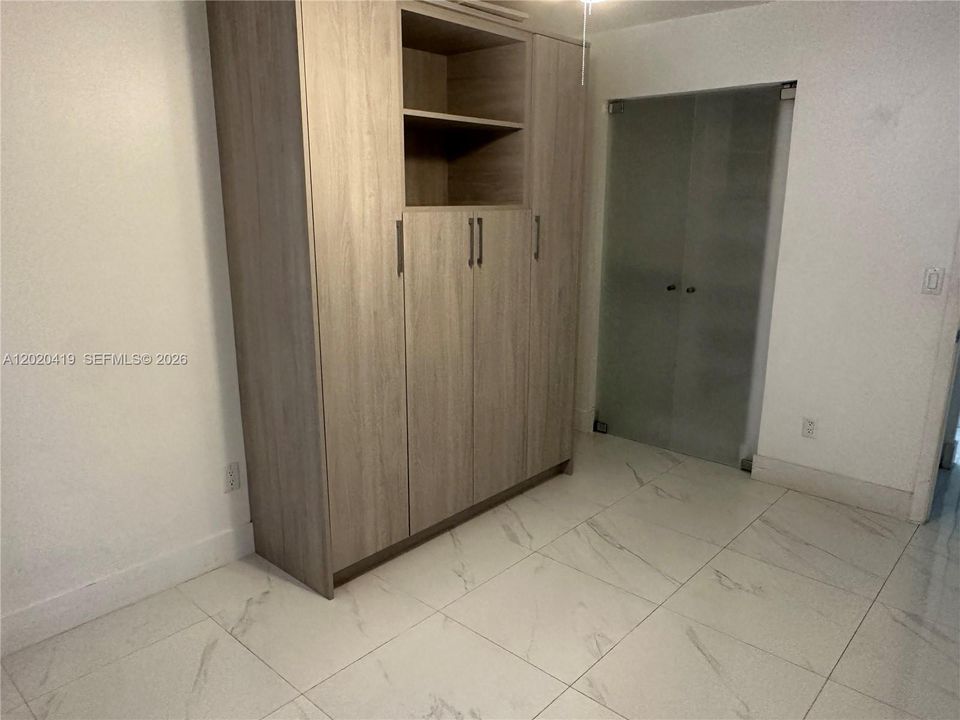 Под контрактом: $479,000 (3 спален, 2 ванн, 1200 Квадратных фут)