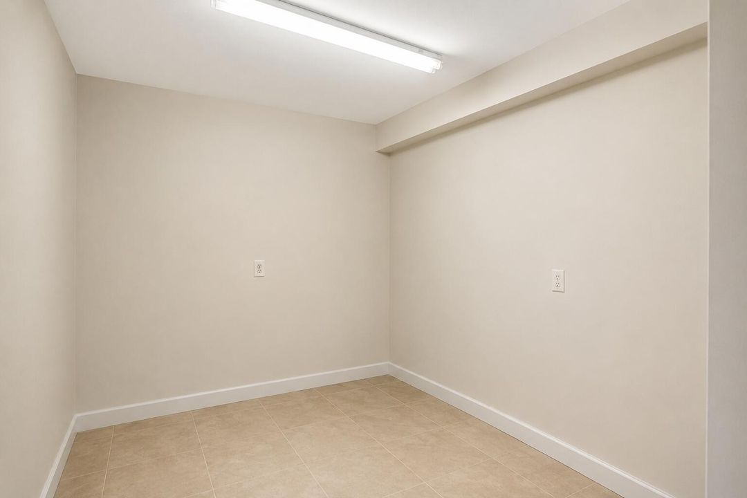 Bonus room empty