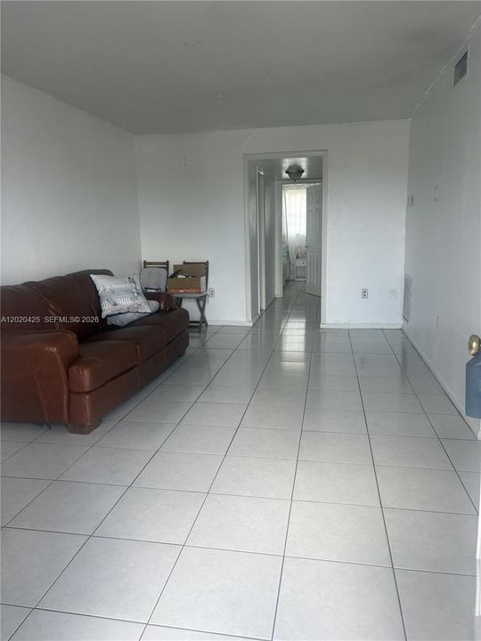 En Venta: $230,000 (2 camas, 1 baños, 760 Pies cuadrados)