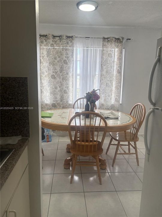 En Venta: $230,000 (2 camas, 1 baños, 760 Pies cuadrados)