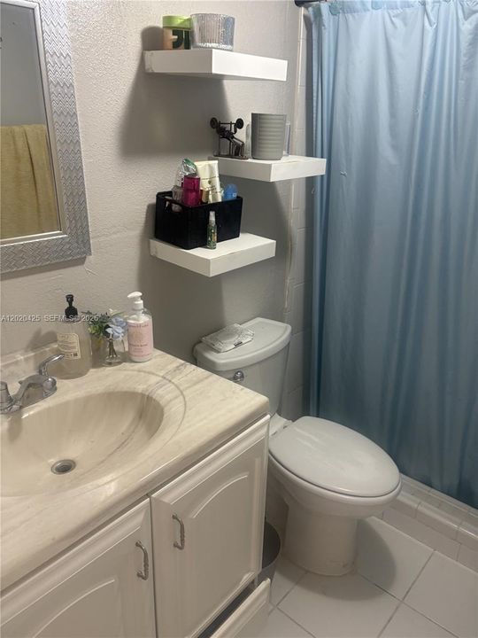 En Venta: $230,000 (2 camas, 1 baños, 760 Pies cuadrados)