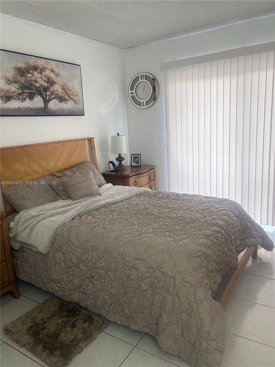 En Venta: $230,000 (2 camas, 1 baños, 760 Pies cuadrados)