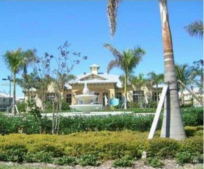 En Renta: $2,400 (3 camas, 3 baños, 1394 Pies cuadrados)
