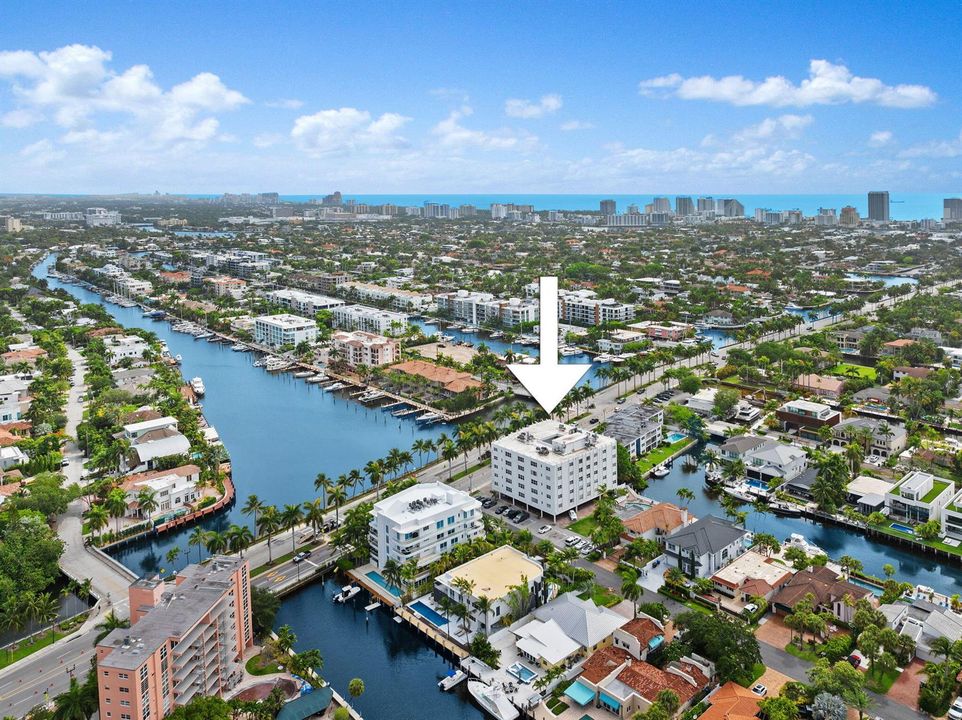 31-web-or-mls-1770-e-las-olas-blvd-404