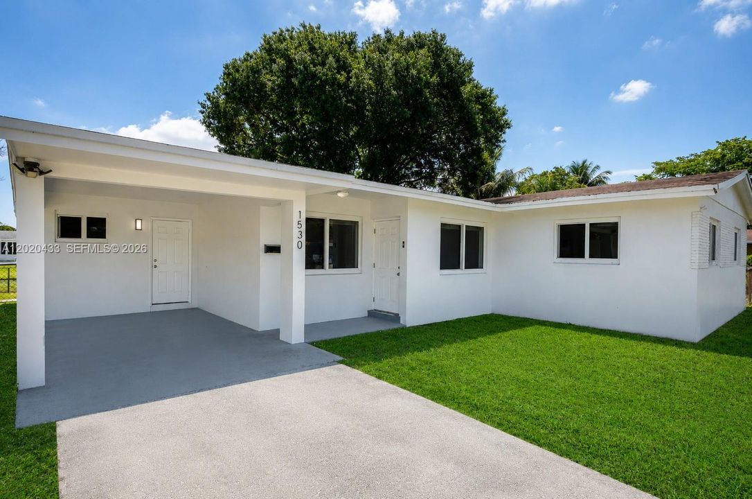 For Sale: $470,000 (3 beds, 2 baths, 1439 Square Feet)