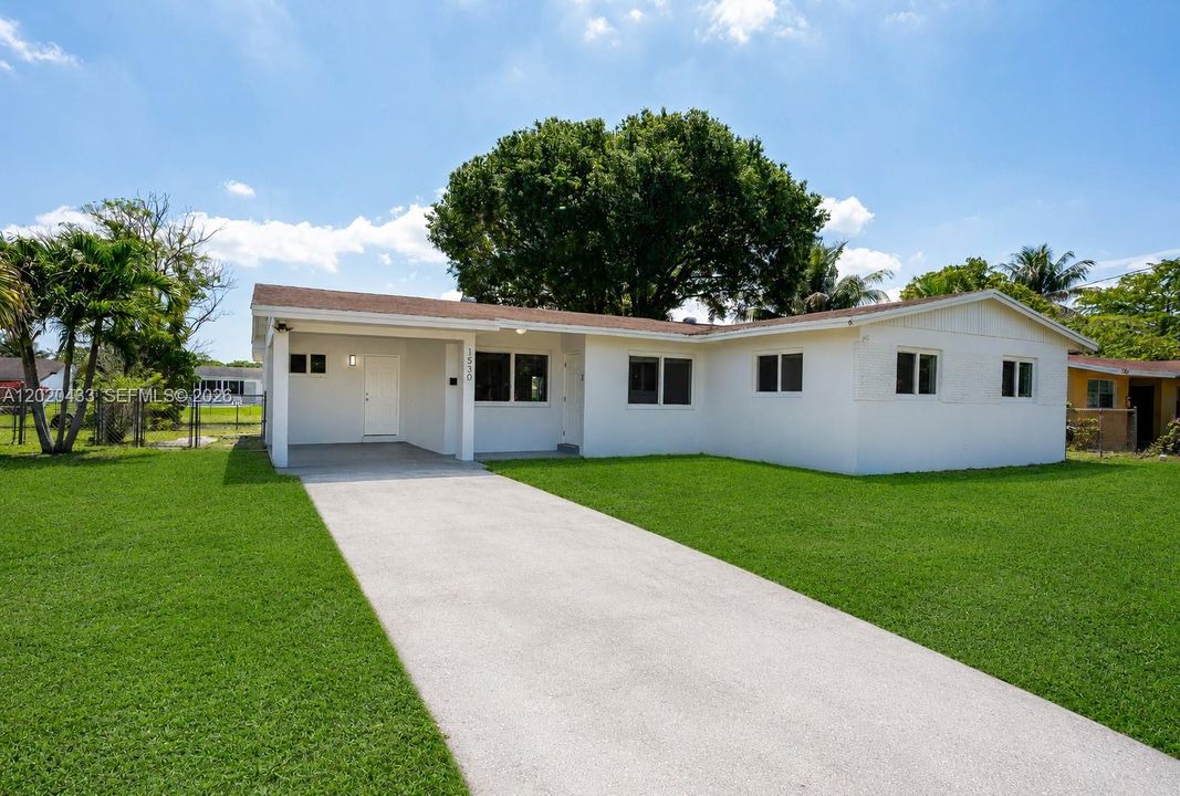 For Sale: $470,000 (3 beds, 2 baths, 1439 Square Feet)
