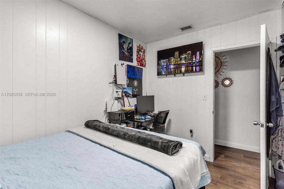 En Venta: $630,000 (3 camas, 1 baños, 1321 Pies cuadrados)