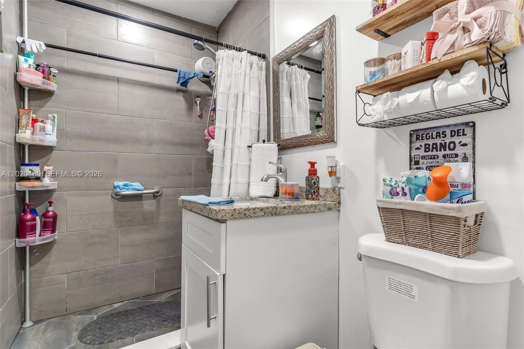En Venta: $630,000 (3 camas, 1 baños, 1321 Pies cuadrados)