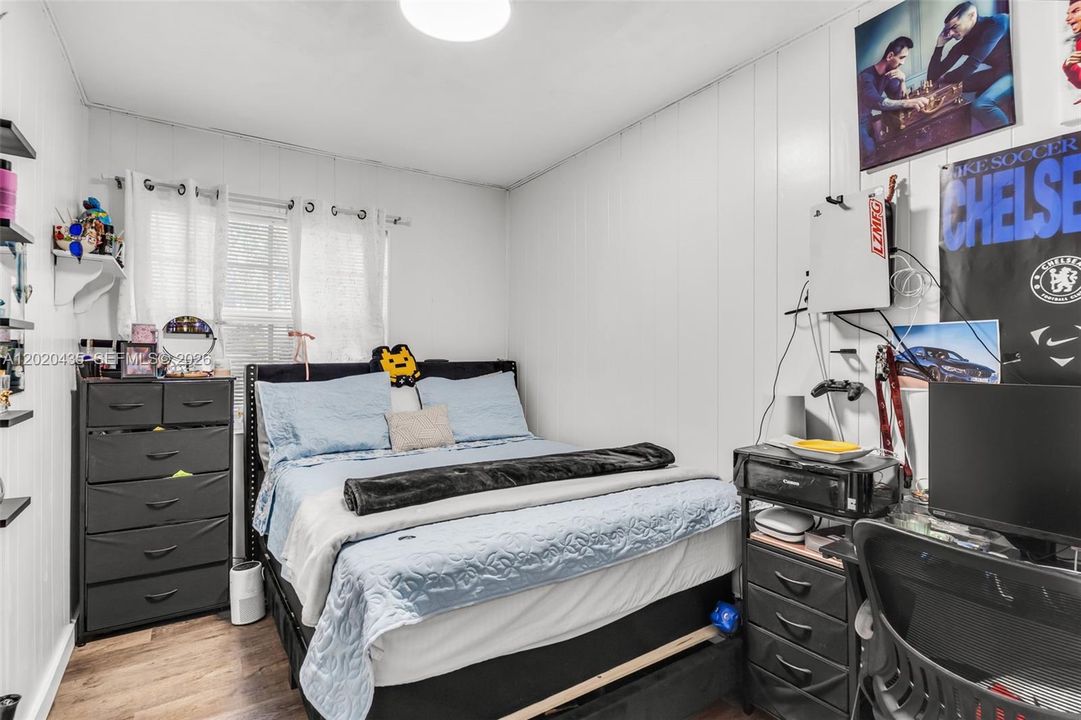 En Venta: $630,000 (3 camas, 1 baños, 1321 Pies cuadrados)