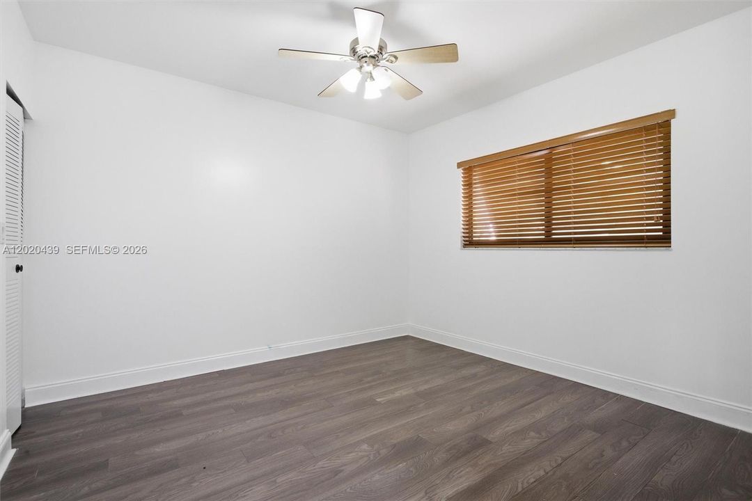 Recientemente alquilado: $3,300 (2 camas, 2 baños, 1483 Pies cuadrados)