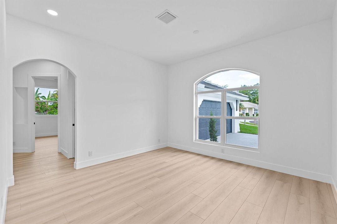 10-web-or-mls-A7405226
