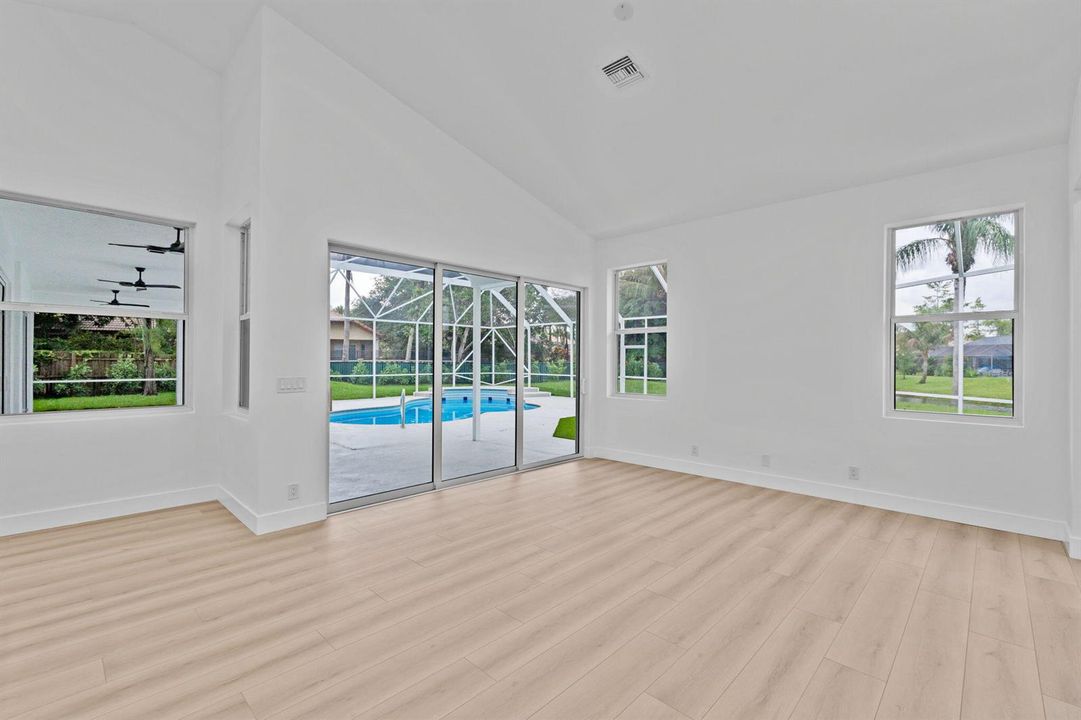 27-web-or-mls-A7405253