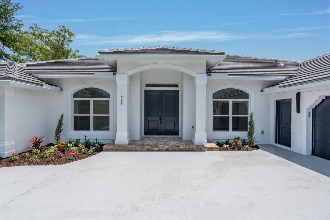 6-web-or-mls-A7405388