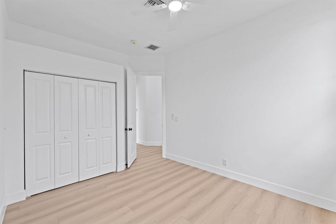 12-web-or-mls-A7405199