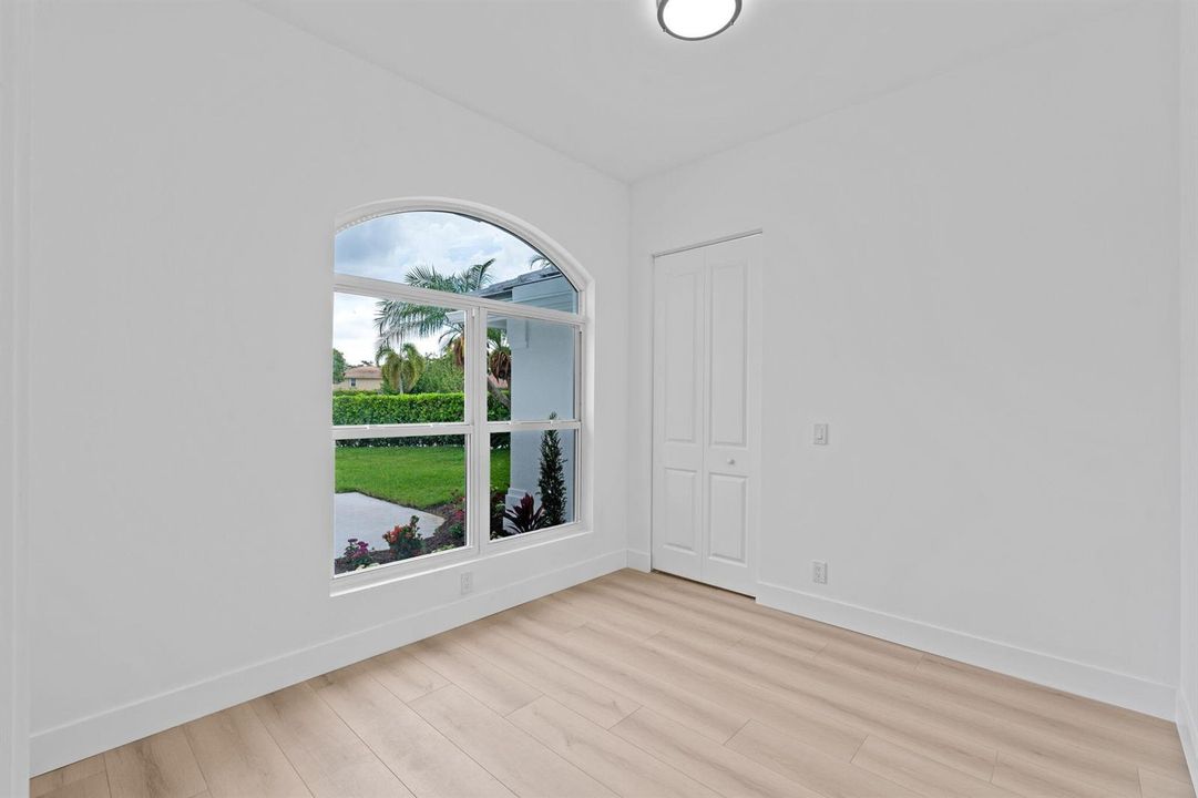 17-web-or-mls-A7405229