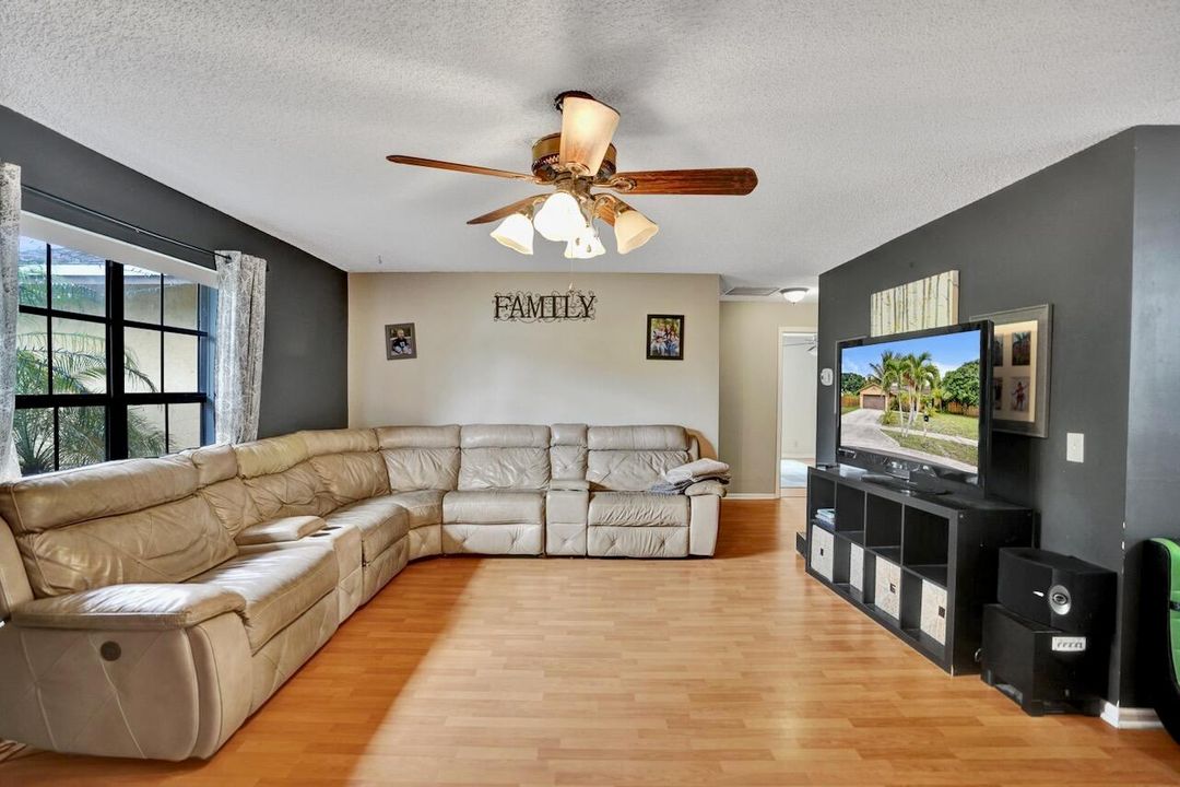 125 Seagull Ct - 28