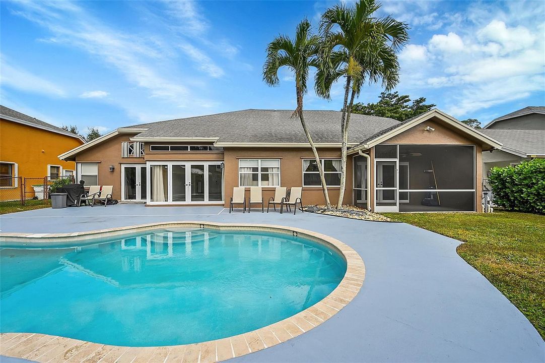 Open Private Pool