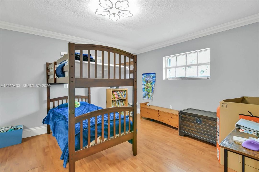 For Sale: $2,300,000 (6 beds, 5 baths, 5147 Square Feet)