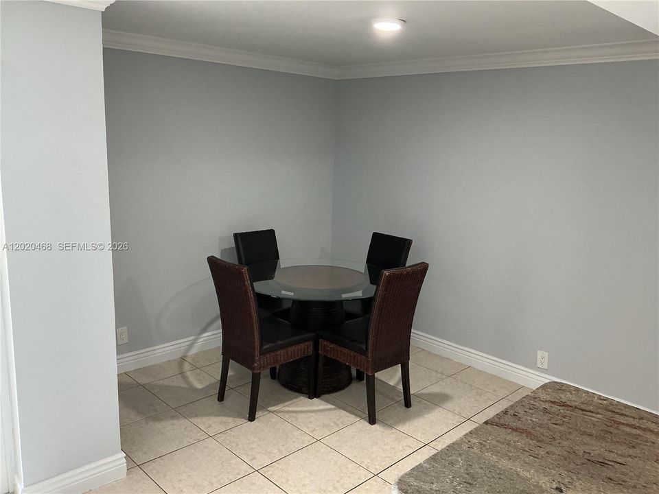 For Sale: $299,000 (4 beds, 2 baths, 1500 Square Feet)