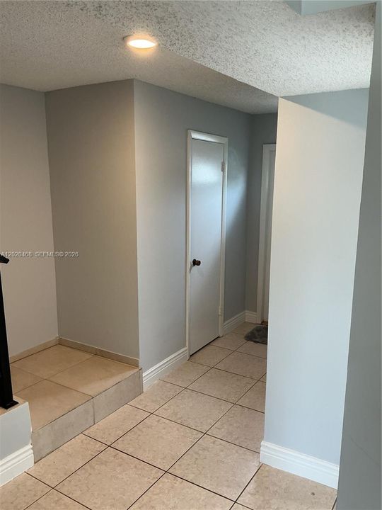 For Sale: $299,000 (4 beds, 2 baths, 1500 Square Feet)