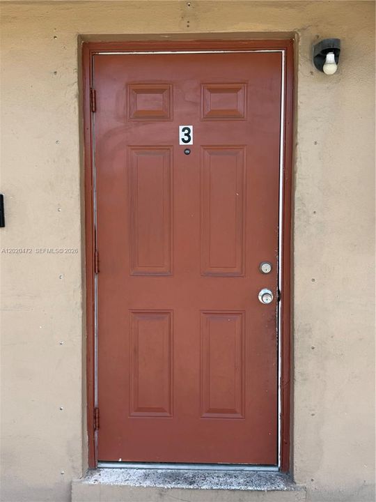 For Rent: $2,300 (8 beds, 4 baths, 3618 Square Feet)