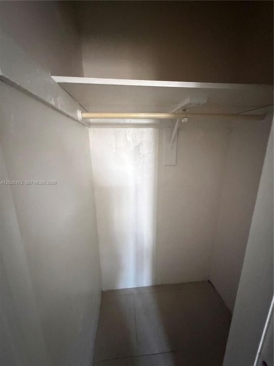 For Rent: $2,300 (8 beds, 4 baths, 3618 Square Feet)